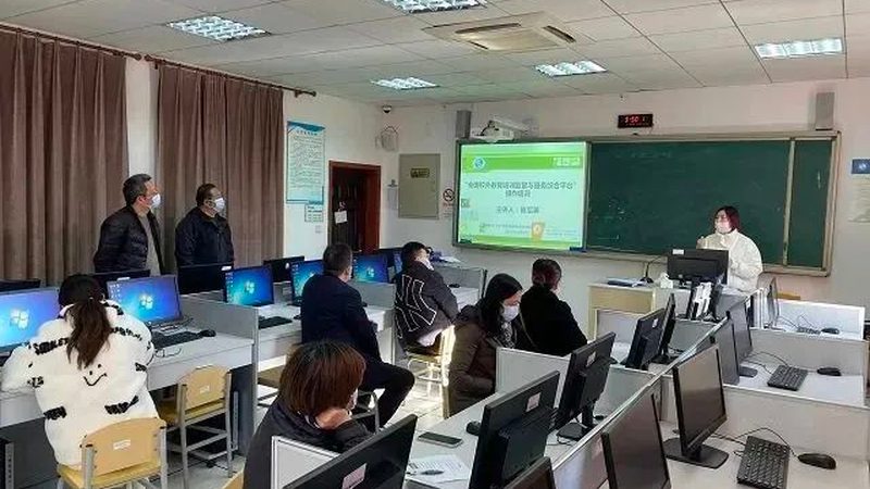 快速提升成人学历，你需要了解的关键条件